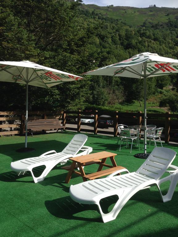 Ostau Dera Nheu Hotel Les Bagian luar foto