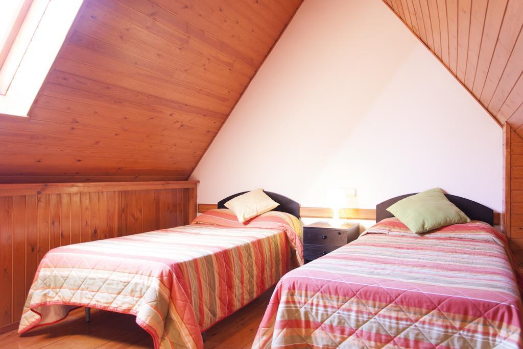 Ostau Dera Nheu Hotel Les Bagian luar foto